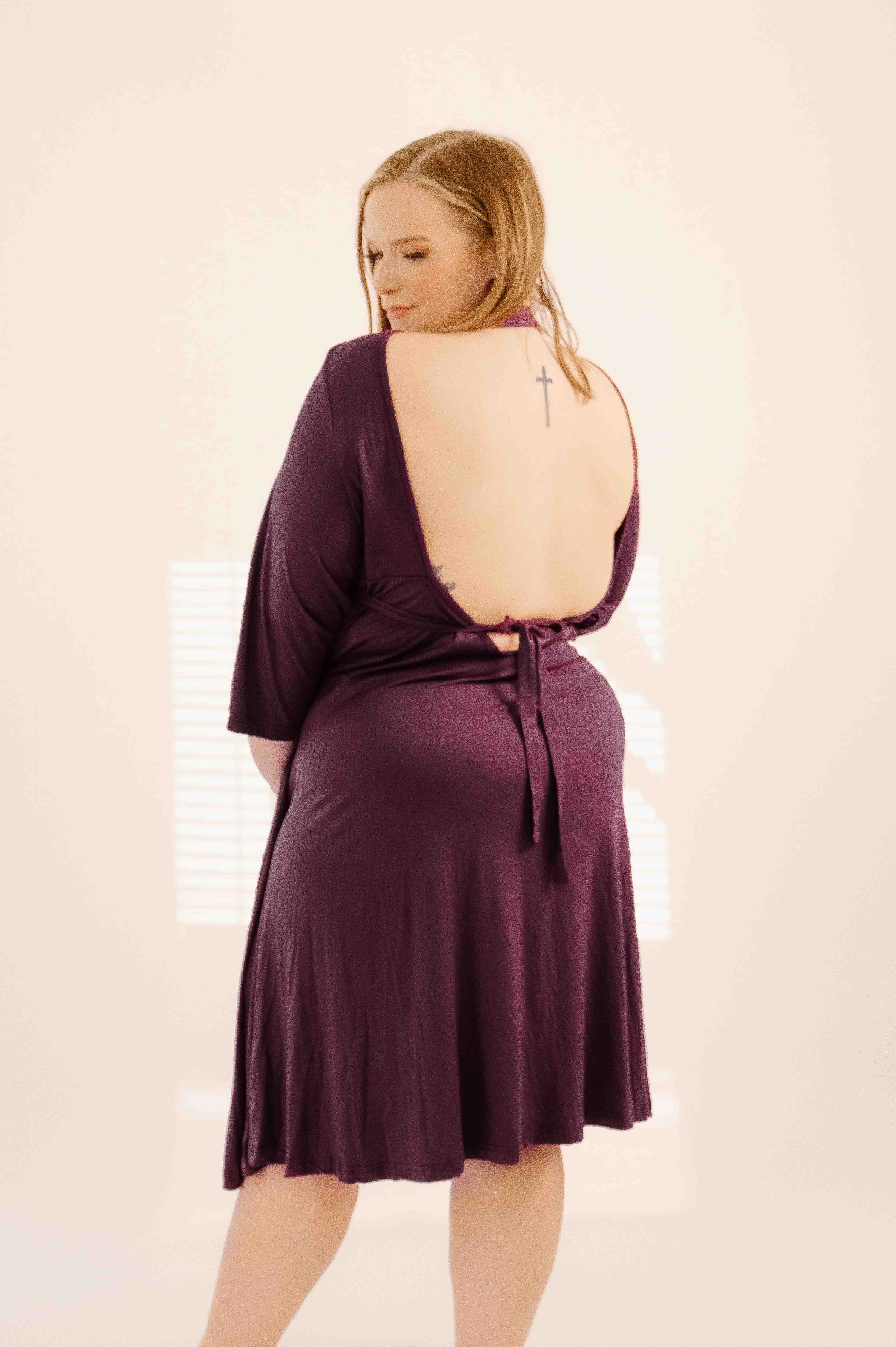 Lila Labor & Postpartum Gown in Plum with Pockets